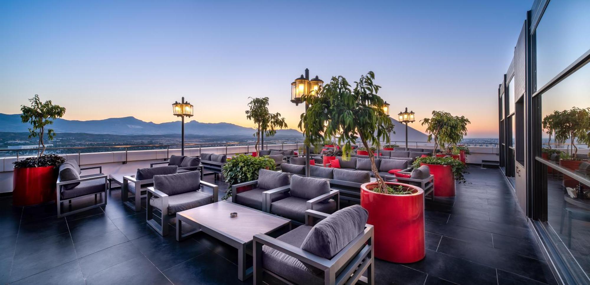 Concorde Tower Casino&Convention&Spa Nikosia Exterior foto The rooftop lounge at the hotel