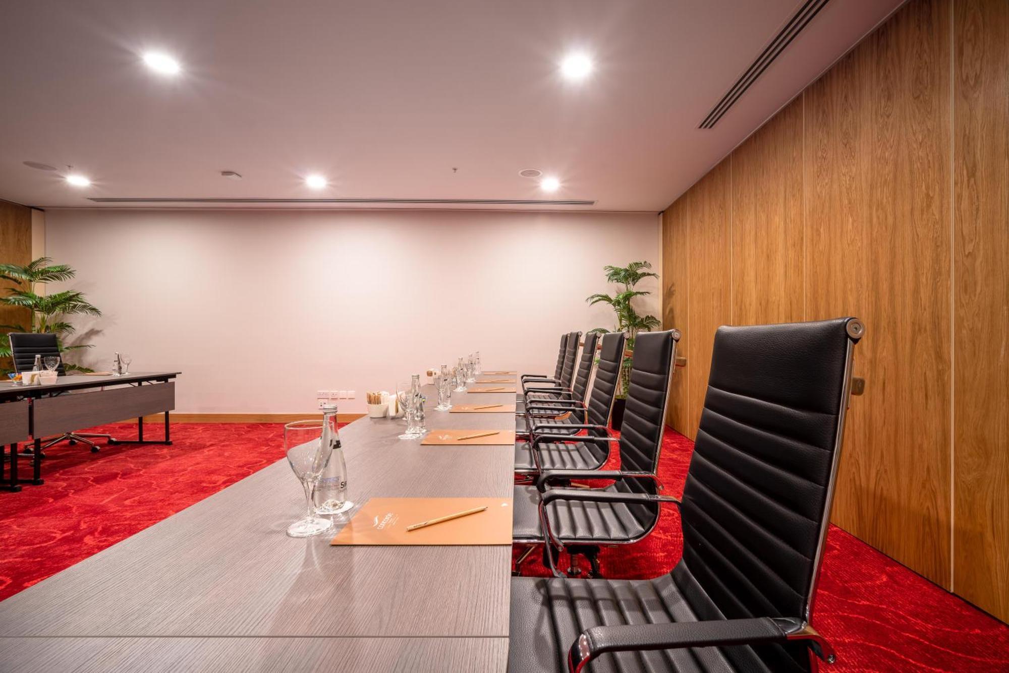 Concorde Tower Casino&Convention&Spa Nikosia Exterior foto Meeting room at the InterContinental London The O2